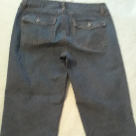 Axcess capris - Picture 3 of 4